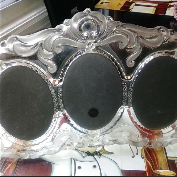 Mikasa Triple Oval Glass Photo Frame - Picture 2 of 3